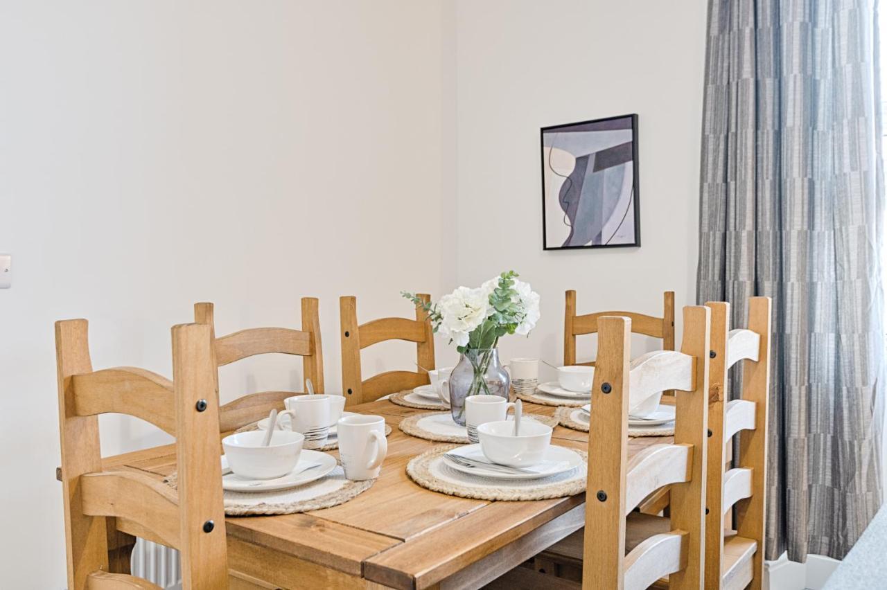 Caemawr Place - Stylish Tv In Every Bedroom! Swansea