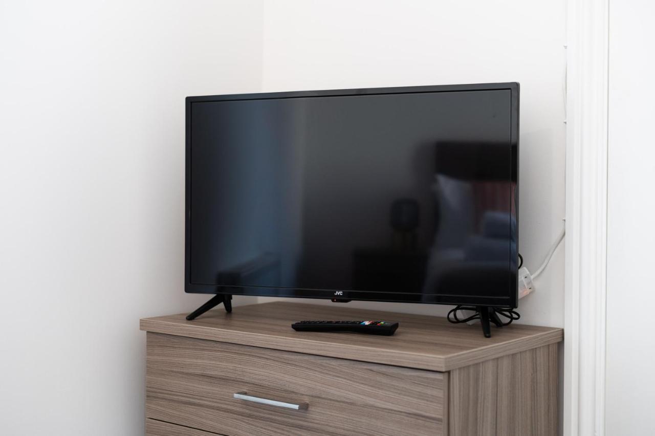 Caemawr Place - Stylish Tv In Every Bedroom! *