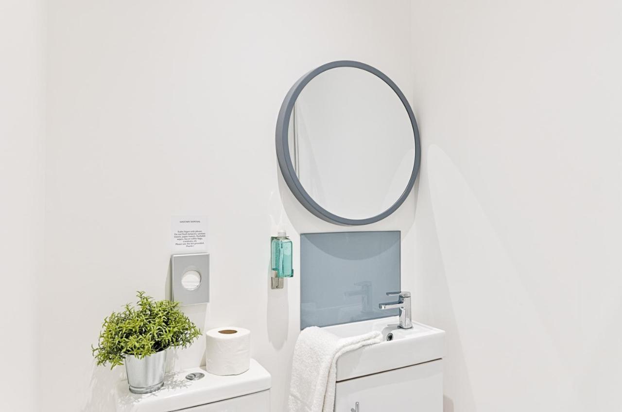 Apartment Caemawr Place - Stylish Tv In Every Bedroom! Swansea