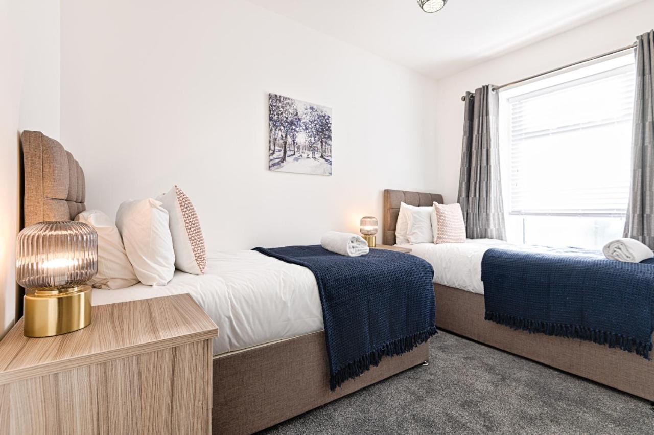 Apartment Caemawr Place - Stylish Tv In Every Bedroom!