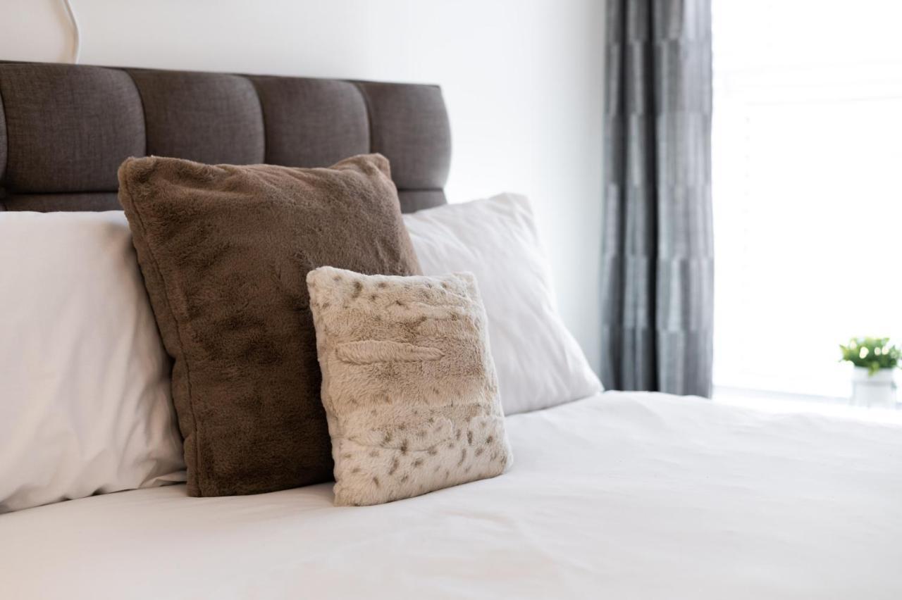 Caemawr Place - Stylish Tv In Every Bedroom! * Swansea